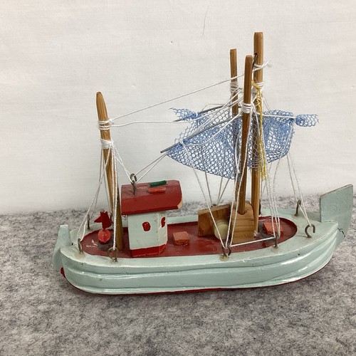 Vintage handmade small wooden - vintage,