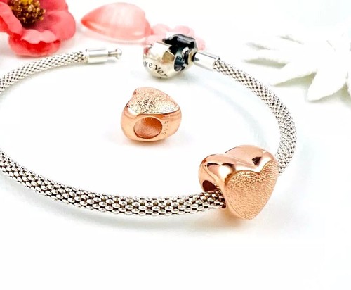 Rose gold charm love heart - gold,