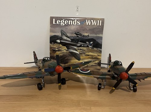 Two metal airplanes vintage - two,