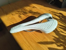 Road Bike Saddle - Selle Italia MAX Gel Flow White Leather - L3 size