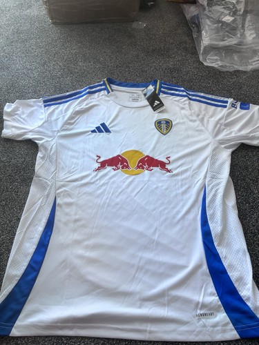 Leeds home shirt - home,