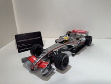 MINICHAMPS 1:18 LEWIS HAMILTON