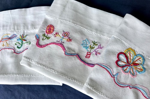 Charming antique cot sheet - antique,