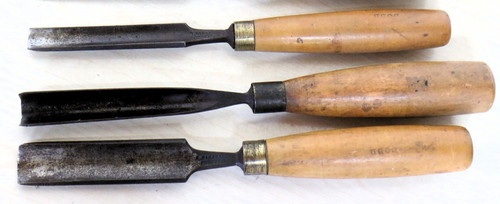 Antique wood chisels - 3,