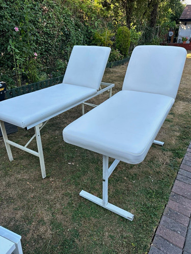 White stationary - 2x,