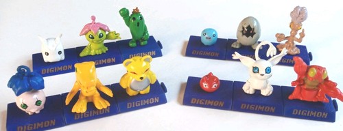 Digimon morinaga mini figures - digimon,