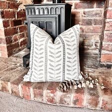 1629. SURIANNE JUTE -