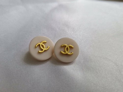 Lot two chanel acrylic - lot,