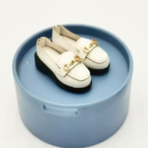 Miniature doll white leather - miniature,