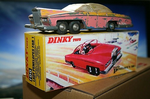 Lady penelope thunderbrds - penelope,