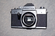 PRAKTICA L2 35mm Film Camera