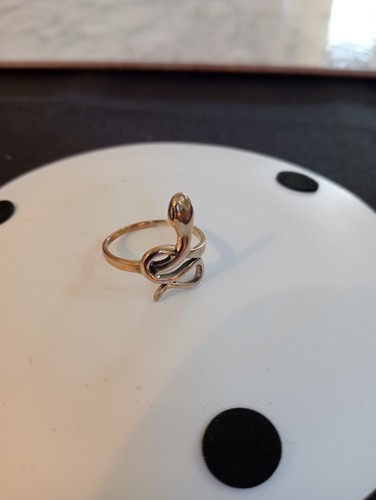 Brand new snake ring - new,,