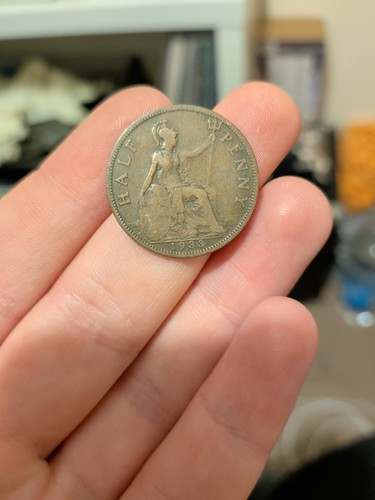 1933 half penny - half,