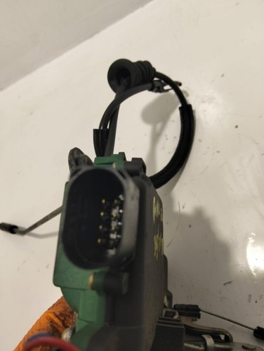 Sin ref front door - lock, lh