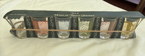 Vintage retro bar - bar, mid