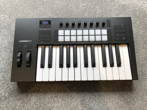 Novation launchkey mk4 - launchkey, usb