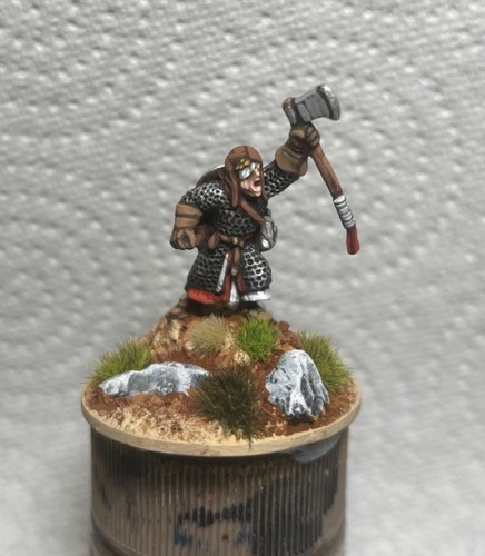 25mm 28mm well - , painted
