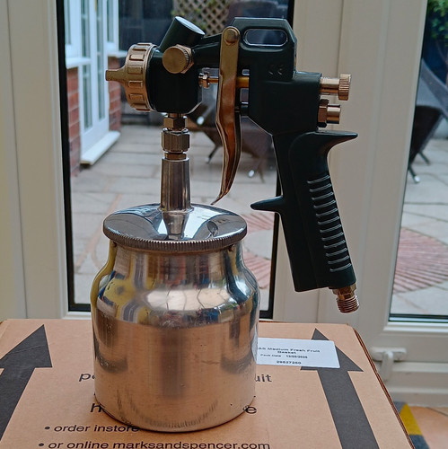 Unbranded spray gun suction - spray,