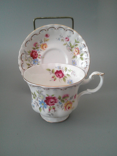 Royal albert jubilee rose bone - royal,