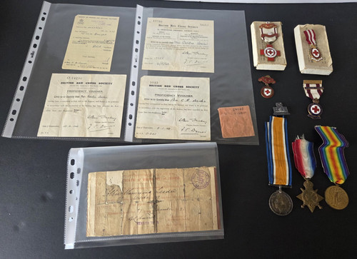 Wwi wwii family medal - wwii,