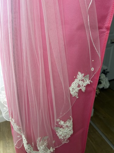 Richard designs ivory - ivory, veil