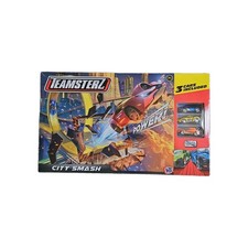 Teamsterz Street Smash track set, a toy race track Include 3 Cars