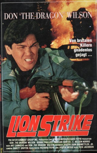 Lion strike dvd hardbox - -,