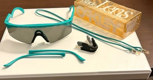 Oakley razor blades
