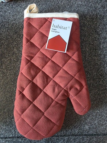 Habitat red oven - red,