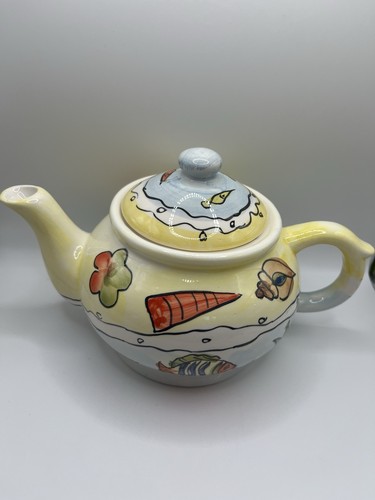 Teapot for one two - or, seaside