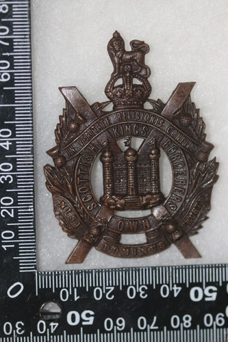 British army metal cap badge - british,