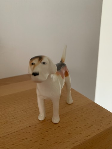 Porcelain beswick fox hound - beswick,