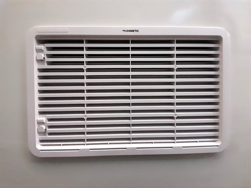 Dometic fridge vent - vent, front