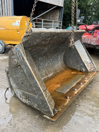 Jcb telehandler bucket 695 - telehandler,