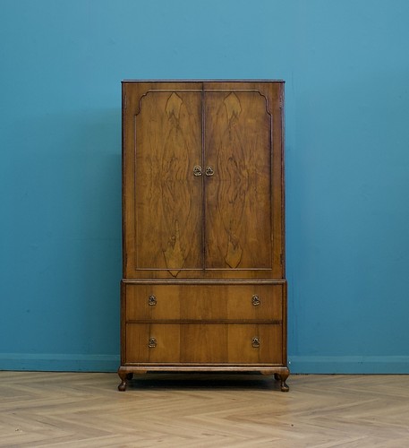 Vintage art deco style burr - deco,