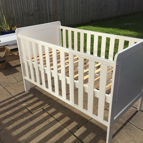John lewis ella white cotbed - john,