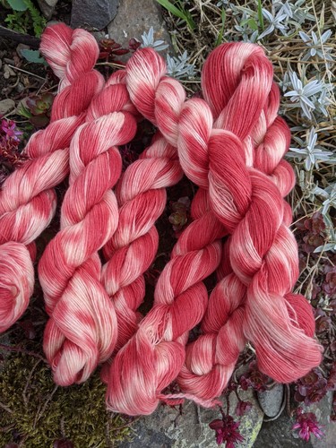 1ply fine lace 100 - %, wool