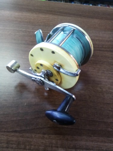 Vintage fishing reel garcia - fishing,