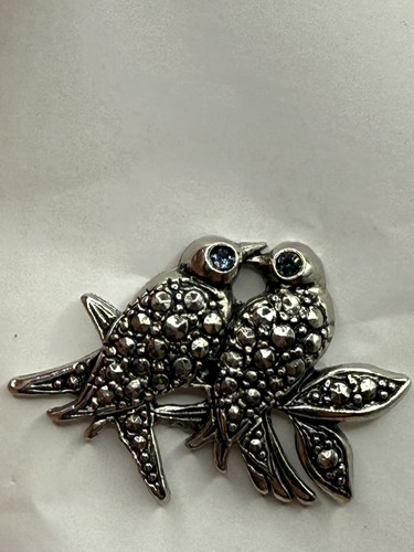 Lovebirds pin avon silver - pin,