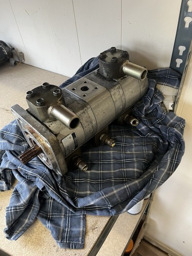 Kubota kx41 hydraulic pump - kubota,
