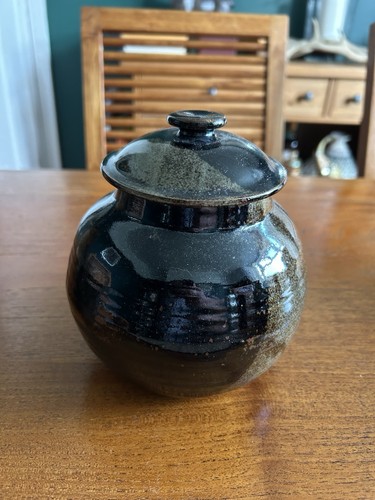 Vintage ceramic pot - ceramic,