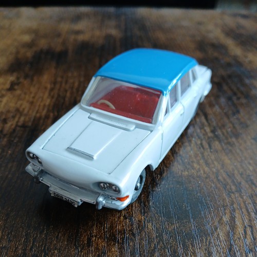 Dinky toys 135 triumph - toys,