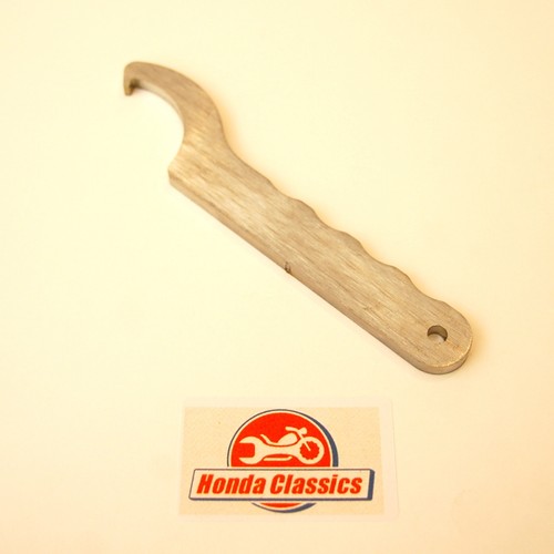 Rear suspension spanner tool - rear, c-spanner