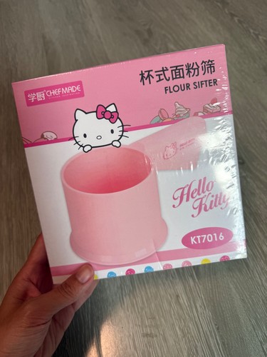 Hello kitty flour sifter - hello,