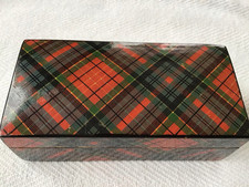 Mauchline CALADONIA TARTAN WARE SEWING BOX+THREADS. 9.5x4.4x3.5. VGC