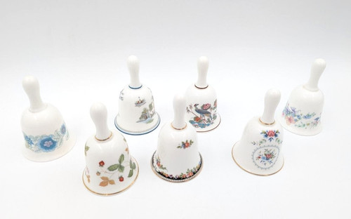 Seven wedgwood bone - bone, china
