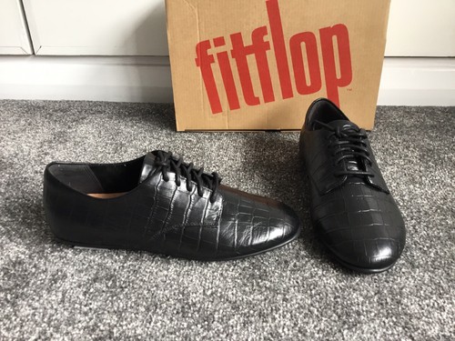 New with box genuine - genuine, fitflop