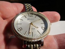 LADIES' GENEVA WATCH LARGE