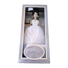 The Franklin Mint Elizabeth