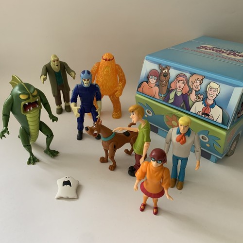 Scooby doo figures - scooby,